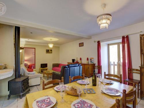 Gîte La Terrasse-sur-Dorlay, 3 pièces, 5 personnes - FR-1-496-70