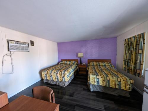 2 double beds
