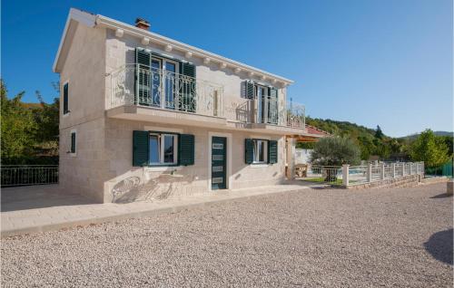 Viesnīcas āriene, Awesome Home In Cista Provo in Cista Provo