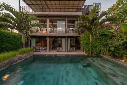 Three-Bedroom Villa image 9