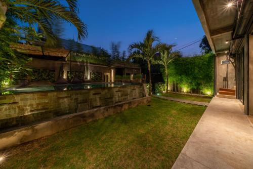 Three-Bedroom Villa image 8