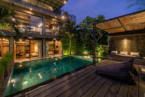 Three-Bedroom Villa image 3