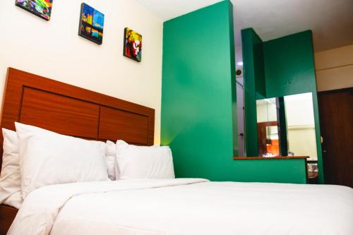 Travel House Hotel, Lekki