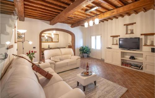 Gorgeous Home In Castiglion Fiorentino in Кастільон Флорентіно
