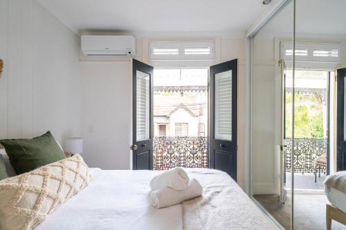 'the Enmore' - In The Heart Of Everything Newtown