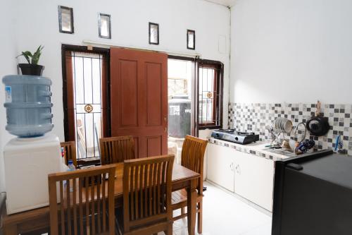 2 Bedroom Cozy House in Lombok