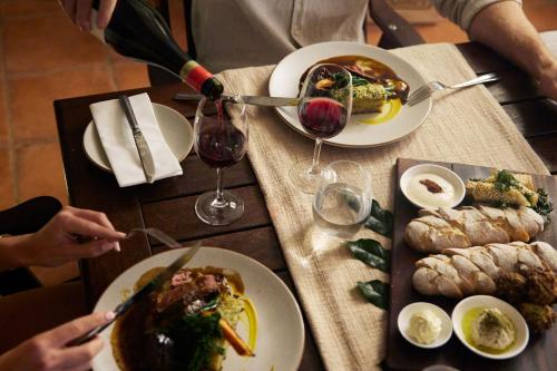 Étterem, Mount Hart Wilderness Lodge in King Leopold Ranges