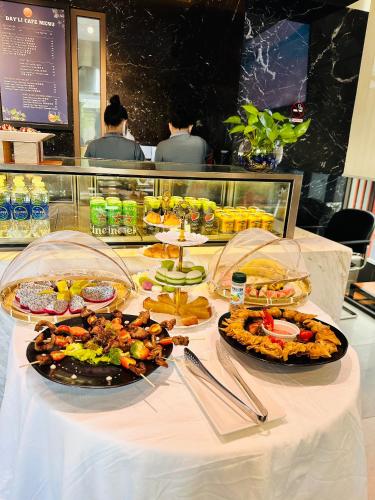 Food and beverages, ZAZZ URBAN HO CHI MINH HOTEL in District 5