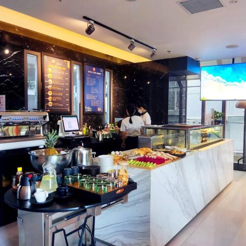 Food and beverages, ZAZZ URBAN HO CHI MINH HOTEL in District 5