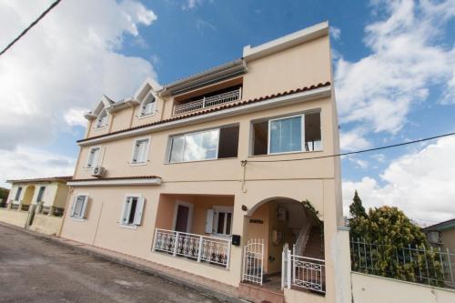 Stella Studios, Ликсури (фото 10)