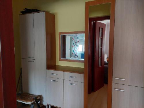 Lovely 1 1 Rental Ap In Myslym Shyri Tirana, Tirana (photo 9)