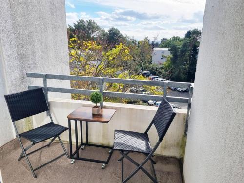 View, cozy Apartment with Balcony in Kronberg im Taunus