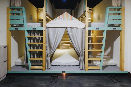 A-SHIN TAINAN HOSTEL in ไถหนัน