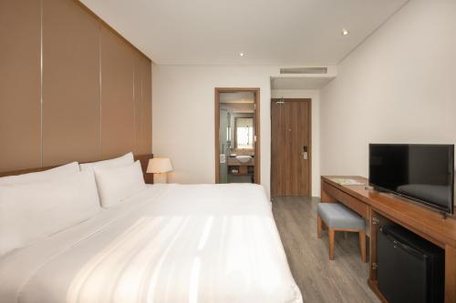 Superior Double Room image 7