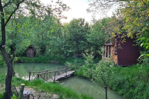 Kilátás, Fisherman's Cabin (Friendship Land) in Valea Mare Pravat
