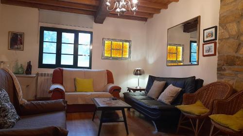 Casa de Piñeiro y SPA Opcional con coste extra (Casa de Pineiro y SPA Opcional con coste extra) in Oroso