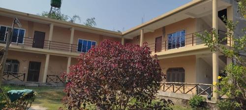 Hotellet från utsidan, Bardia Jungle Cottage in Bardiya