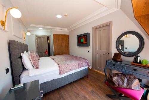 Double or Twin Room room in Hotel Daphne