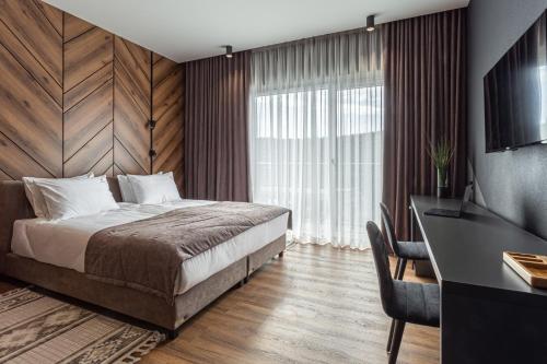 2 double beds