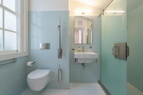 Porto Lounge Hostel & Guesthouse in Porto