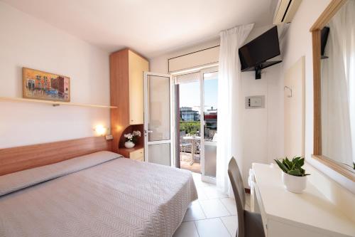 Room, family, balcony