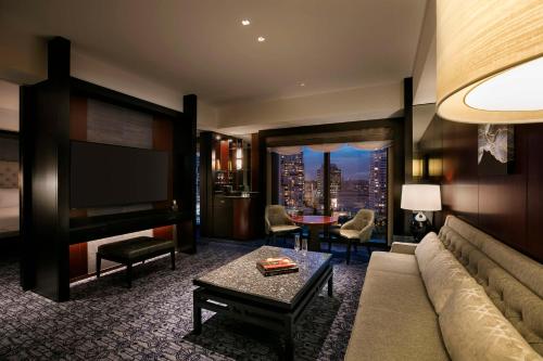Executive Suite King - High Floor