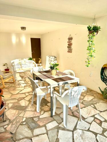 บริการและสิ่งอำนวยความสะดวก, Cascais Quaint Cottage in อัลวิเด
