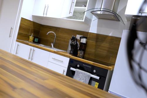 keuken, Grace House Apartment - Yorkshire in Keighley Central