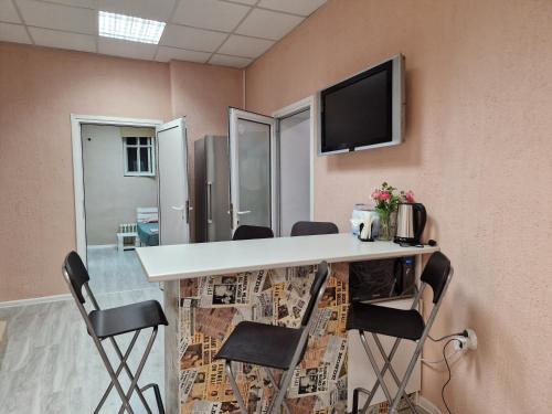 ห้องครัว, Lambo's Corner  in ฟาร์นา