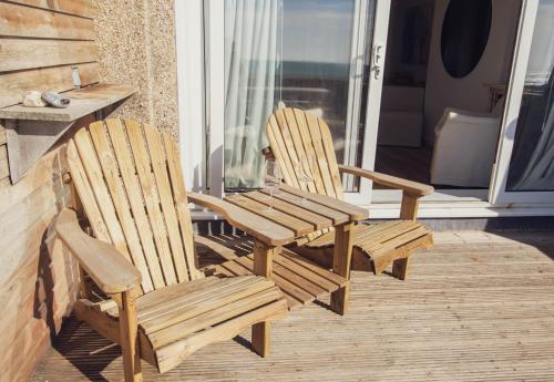 The Beach Box By Air Premier in Seaforde