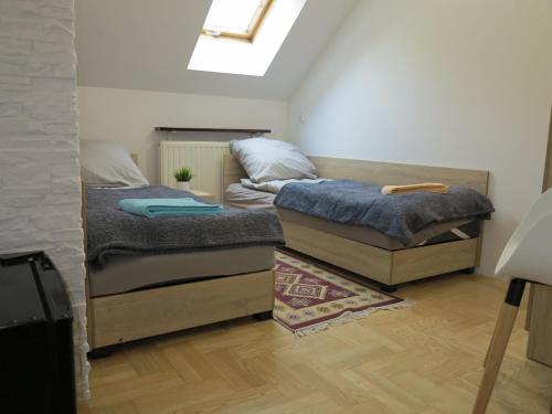 AirSpot Balice - Accommodation - Cholerzyn