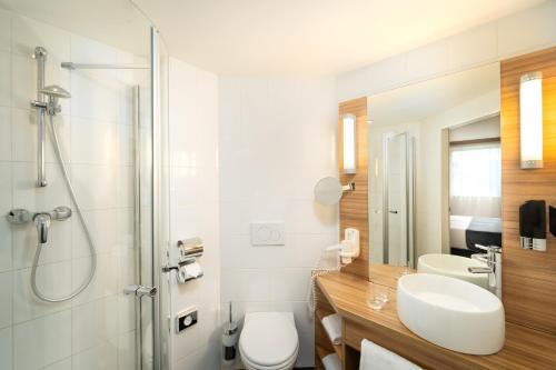 Family quad room
