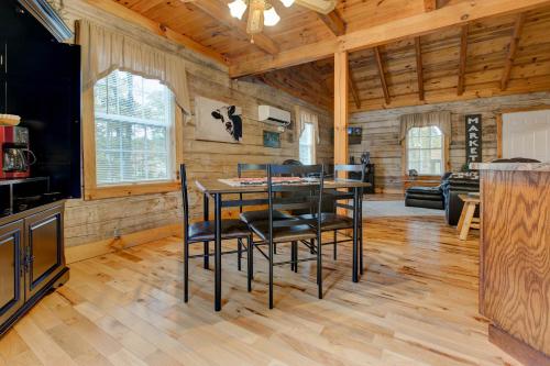 The Willow Family Friendly country cabin Red River Gorge