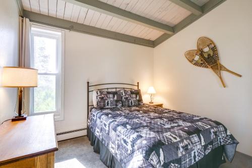 Silverthorne Condo with Community Pool and Hot Tub! in Silverthorne, USA