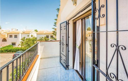 2 Bedroom Beautiful Apartment In Rojales