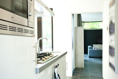 3 bedrooms, 6 beds