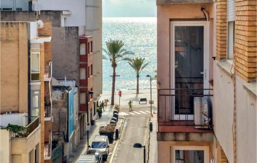 Awesome Apartment In Vinaroz With Wifi And 3 Bedrooms