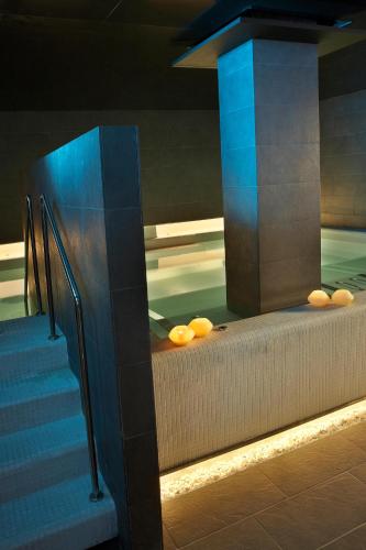 Spa, ALEGRIA Plaza Paris 4*Sup in Lloret De Mar