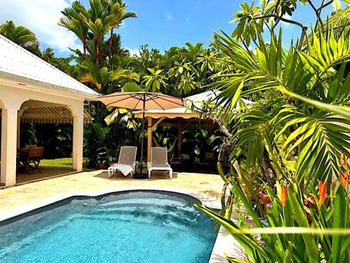 Uima-allas, Sweet Payot : Studio avec Spa privé et piscine (Sweet Payot : Studio avec Spa prive et piscine) in Le Lamentin