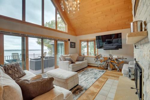 Pelican Lake House w/ Boat Dock and Sauna!