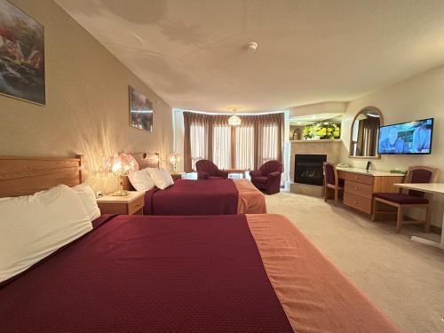 Queen Room with Two Queen Beds