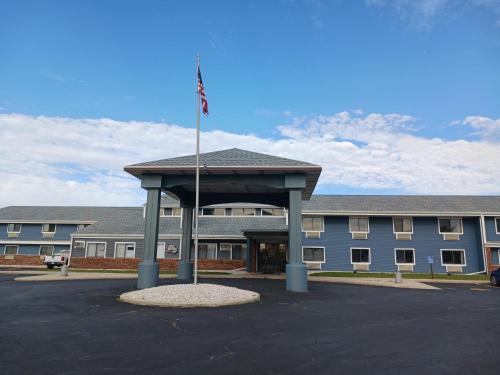 The Oasis Hotel & Bar in Sheboygan Falls, USA