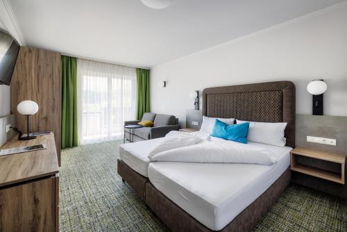 2 twin beds