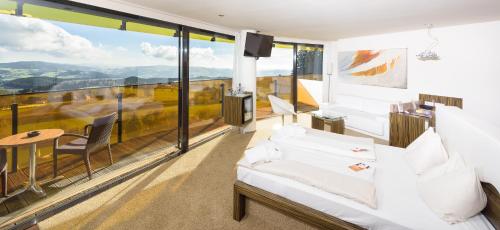 Suite with Mountain View