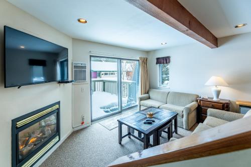 Smugglers Notch Resort Private Suites in Cambridge, USA