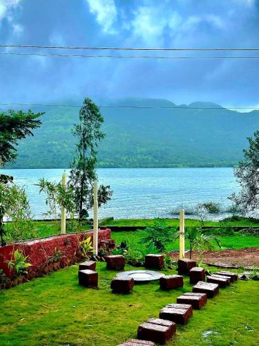 Shisha the lake-touch home stay mulshi