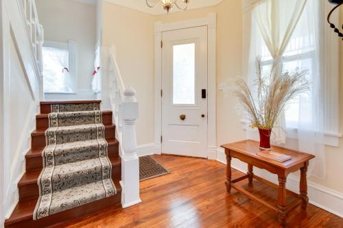 Historic Charleston Home Less Than 1 Mi to University!