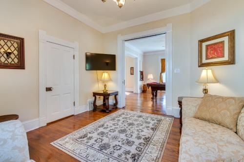 Historic Charleston Home Less Than 1 Mi to University!