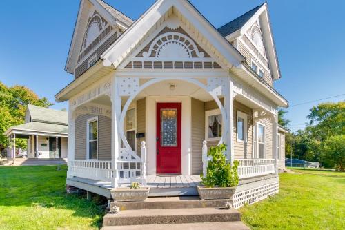 Historic Charleston Home Less Than 1 Mi to University!