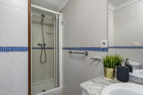 Villa with Private Pool image 5